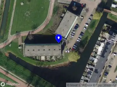 Brandweer met grote spoed naar de Leerlooierij in Barendrecht