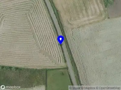 Brandweer met gepaste spoed naar de Melenborgweg in Haelen vanwege stormschade