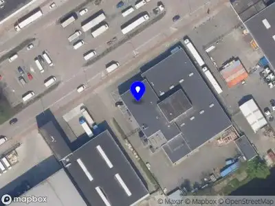 Ambulance met grote spoed naar de Vlaardingweg in Rotterdam