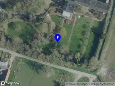 Brandweer met gepaste spoed naar de Elleboogstraat in Deursen-Dennenburg