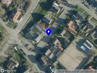 Brandweer met gepaste spoed naar de Filipsstraat in Alphen vanwege waarnemen gaslucht