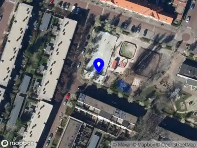 Politie naar de Van der Hoopstraat in Groningen