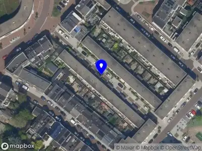 Ambulance met grote spoed naar de Kepplerstraat in Schiedam