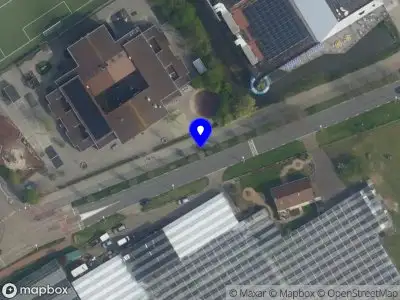 Ambulance met grote spoed naar de Geestweg in Monster