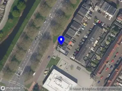 112 melding Ambulance met grote spoed naar de Dr. H. Bavinckplaats in Vlaardingen