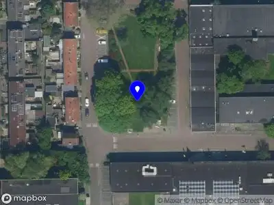 Ambulance met grote spoed naar de Jonkerplantsoen in Zaandam