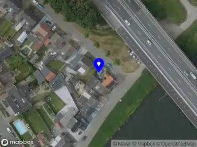 112 melding Brandweer met gepaste spoed naar de Parallelweg in Wessem vanwege stormschade