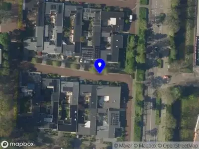 Ambulance met gepaste spoed naar de Plataanstraat in Alphen aan den Rijn