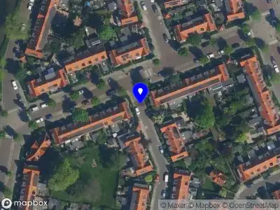 Ambulance met grote spoed naar de Seringenstraat in Haarlem