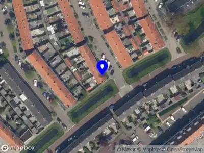 Ambulance met gepaste spoed naar de Ranonkelstraat in Capelle aan den IJssel