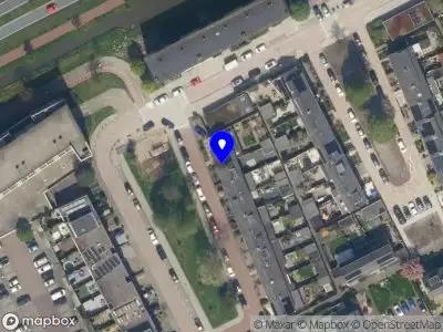 Brandweer met grote spoed naar de Hobbemastraat in Maassluis vanwege gebouwbrand