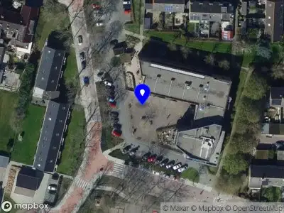 Ambulance met grote spoed naar de Wouter van den Walestraat in Heinenoord