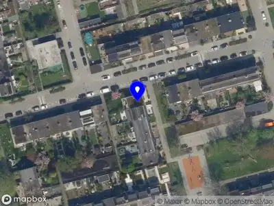 112 melding Ambulance met gepaste spoed naar de Van Bassenstraat in Rotterdam