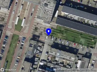 Brandweer met grote spoed naar de Hazenburg in Barendrecht vanwege een buitenbrand