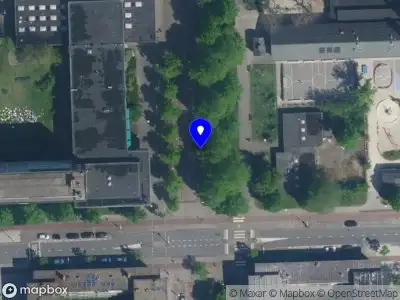 Brandweer met grote spoed naar de Krelis Louwenstraat in Amsterdam