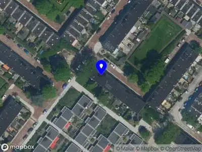 Ambulance met grote spoed naar de Telescoophof in Amsterdam