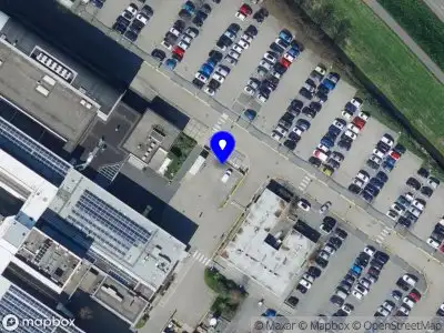 Politie naar de Groenewoudlaan in Spijkenisse vanwege ongeval met letsel