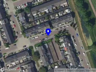 Ambulance met gepaste spoed naar de Van Hogendorplaan in Zwijndrecht