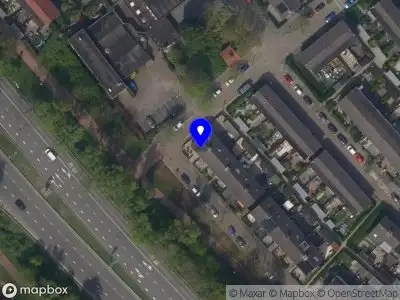 Ambulance met grote spoed naar de Wijdehof in Rotterdam