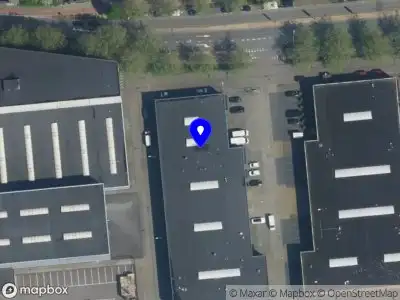 Brandweer met gepaste spoed naar de Pieter Goedkoopweg in Haarlem vanwege een liftopsluiting