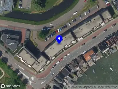 Ambulance met gepaste spoed naar de Rivierdijk in Sliedrecht