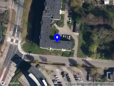 Brandweer met grote spoed naar de R.H. van Deestweg in Veendam vanwege afgaan automatisch brandalarm