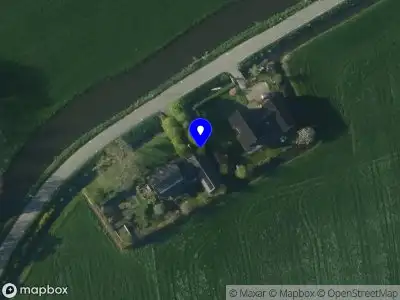 Ambulance met gepaste spoed naar de Uitgang in Ursem