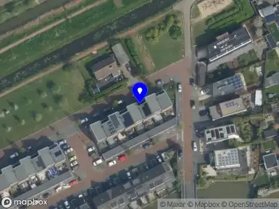 Ambulance met grote spoed naar de Leehoeve in Delft