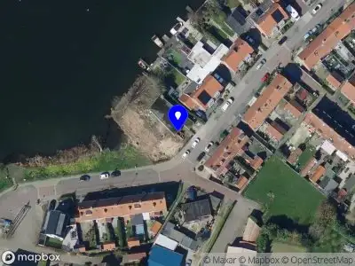 Ambulance met grote spoed naar de Prins Bernhardstraat in Heerjansdam