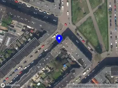 Ambulance met grote spoed naar de Borselaarstraat in Rotterdam