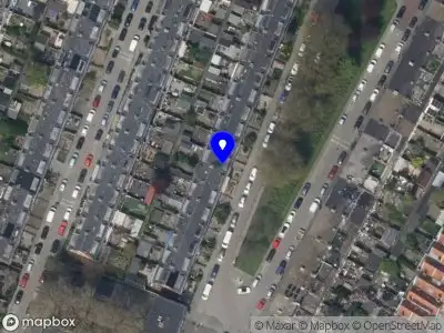 112 melding Ambulance met grote spoed naar de De Quackstraat in Rotterdam