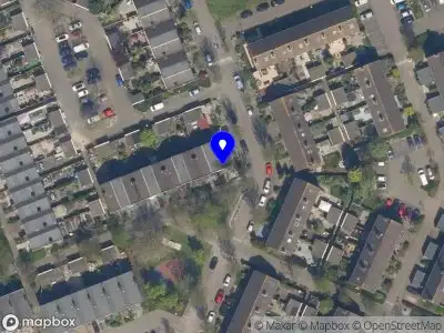 Ambulance met grote spoed naar de Franekerhoeve in Vlaardingen