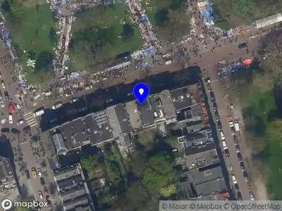 Ambulance met grote spoed naar de Nieuwe Binnenweg in Rotterdam