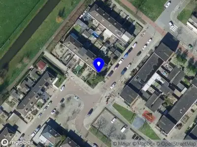 Ambulance met gepaste spoed naar de Fidessapad in Hoogvliet Rotterdam