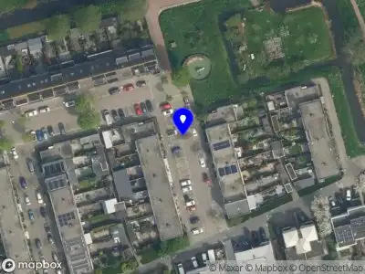 Ambulance met grote spoed naar de Bengalenstraat in Delft