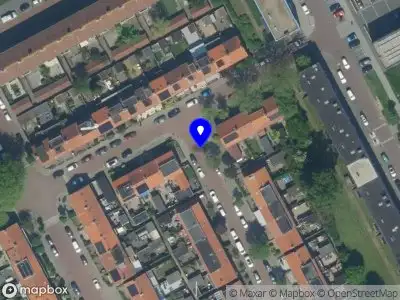 Brandweer met grote spoed naar de Uranusstraat in IJmuiden vanwege reanimatie