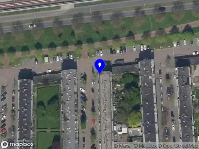 Ambulance met grote spoed naar de Koggestraat in Rotterdam