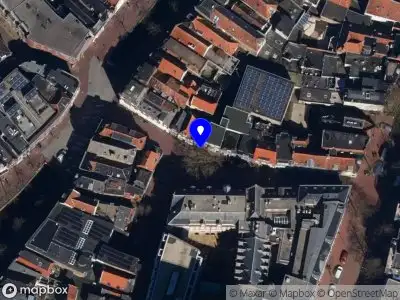 Politie met grote spoed naar de Korfmakersstraat in Leeuwarden vanwege ongeval met letsel