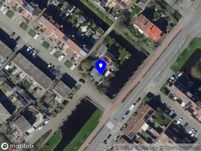 Ambulance met grote spoed naar de Kreeft in Hellevoetsluis