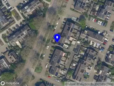 Ambulance met grote spoed naar de Sint Laurensbaai in Capelle aan den IJssel