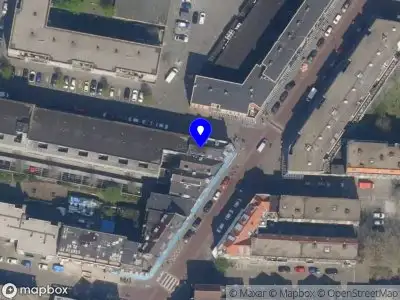Ambulance met grote spoed naar de Marnixstraat in Rotterdam