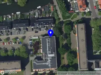 Brandweer met grote spoed naar de Venusstraat in Hardinxveld-Giessendam vanwege personen te water