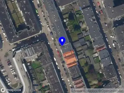 Ambulance met grote spoed naar de Pupillenstraat in Rotterdam