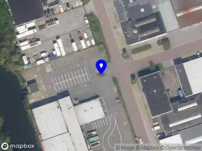 Ambulance met grote spoed naar de Fokkerstraat in Schiedam