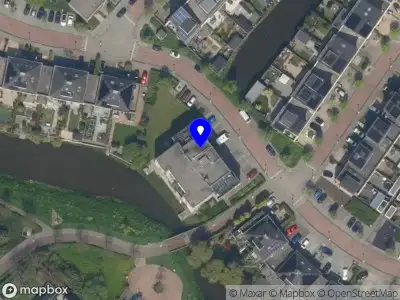 Ambulance met grote spoed naar de Slotlaan in Oostvoorne