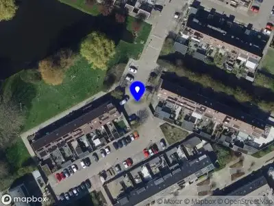 Ambulance met grote spoed naar de Cannenburchstraat in Hellevoetsluis