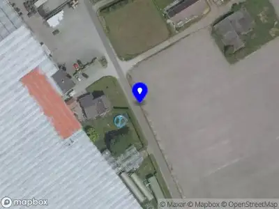 Brandweer en politie met grote spoed naar de Venweg in Grashoek vanwege waarnemen gaslucht