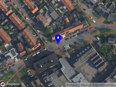 Ambulance met grote spoed naar de Koningin Wilhelminastraat in Nootdorp