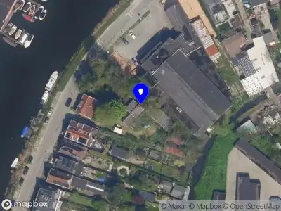 112 melding Ambulance met gepaste spoed naar de Bergse Linker Rottekade in Rotterdam