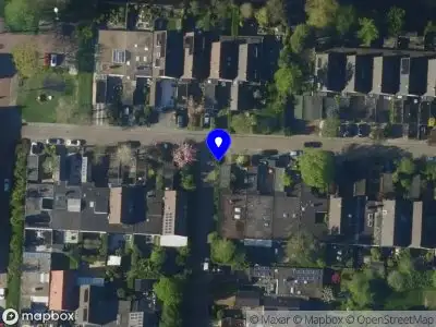 Brandweer met gepaste spoed naar de Ruysdaelstraat in Heerhugowaard vanwege waarnemen gaslucht